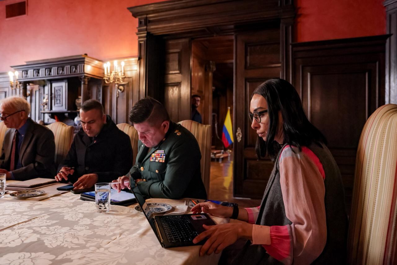 Altos funcionarios se reunieron en la residencia del embajador Daniel García-Peña para preparar el encuentro previsto para el 3 de febrero en la Casa Blanca - crédito Joel González/Presidencia