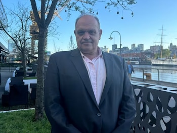 Bronzovich, quien estuvo presente en