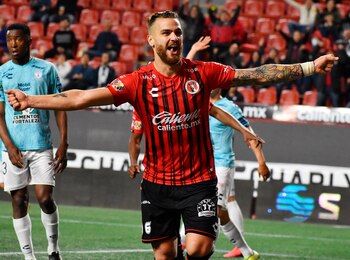 Leandro Gonzalez de Xolos, festeja
