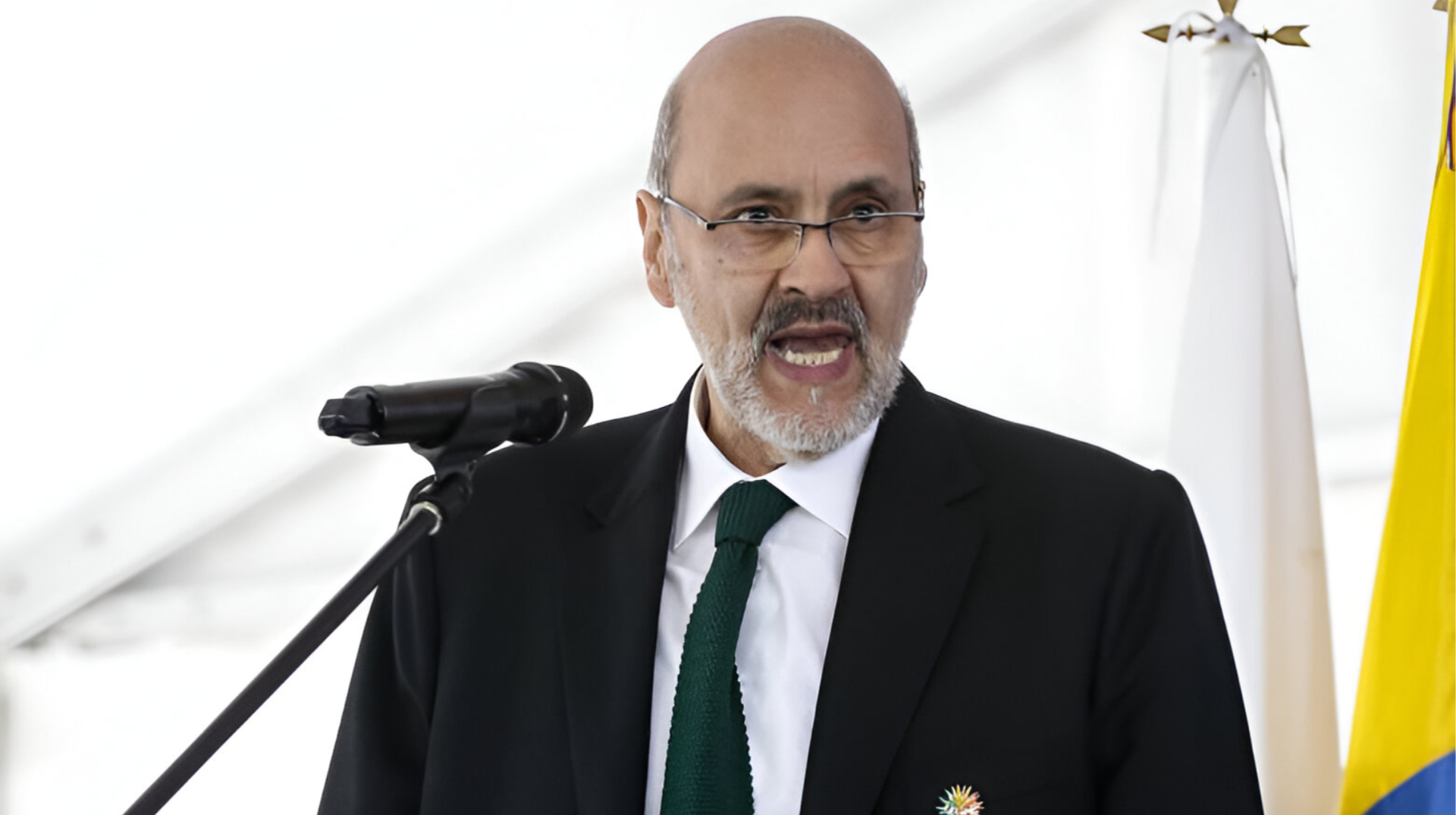 Para cerrar sus comentarios sobre el conflicto institucional, Humberto de la Calle cuestionó la falta de soluciones prácticas y apeló a un enfoque basado en la sensatez antes que en la confrontación legal - crédito Colprensa