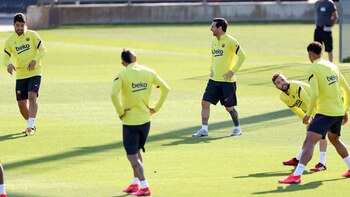 Messi volvió a entrenar en
