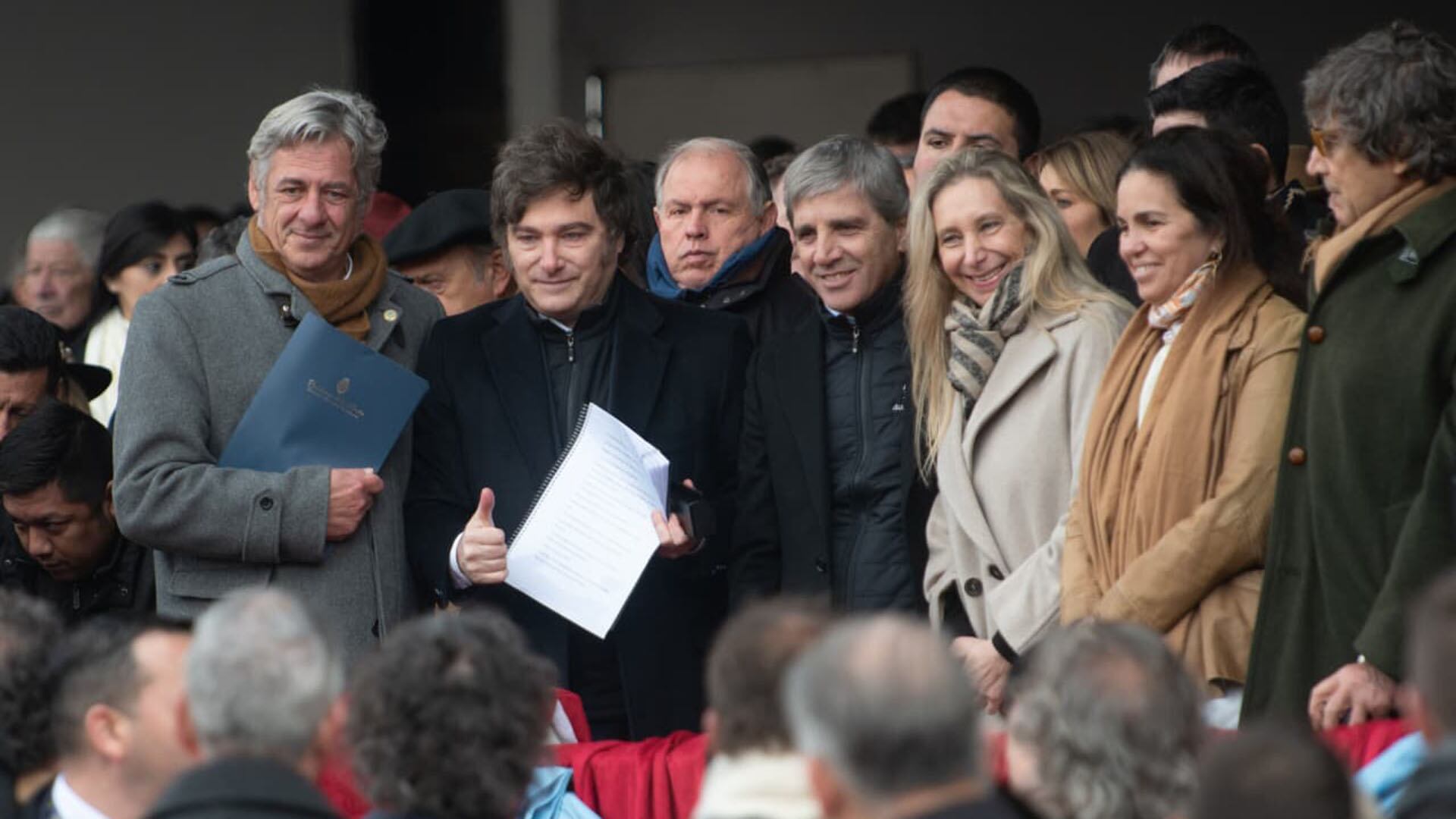 Pino, Milei, Werthein, Caputo y Karina Milei (Jaime Olivos)