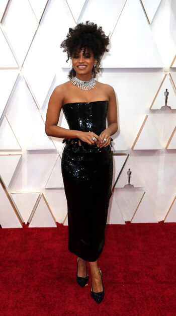 Zazie Beetz, de Joker, no estuvo a la altura de una alfombra roja y July Latorre asesora de imagen opinó a Infobae y dijo: "Faltó mucho. Toda de negro. Mucha información. El cabello muy desprolijo y faltó elegancia en la elección de su outfit"