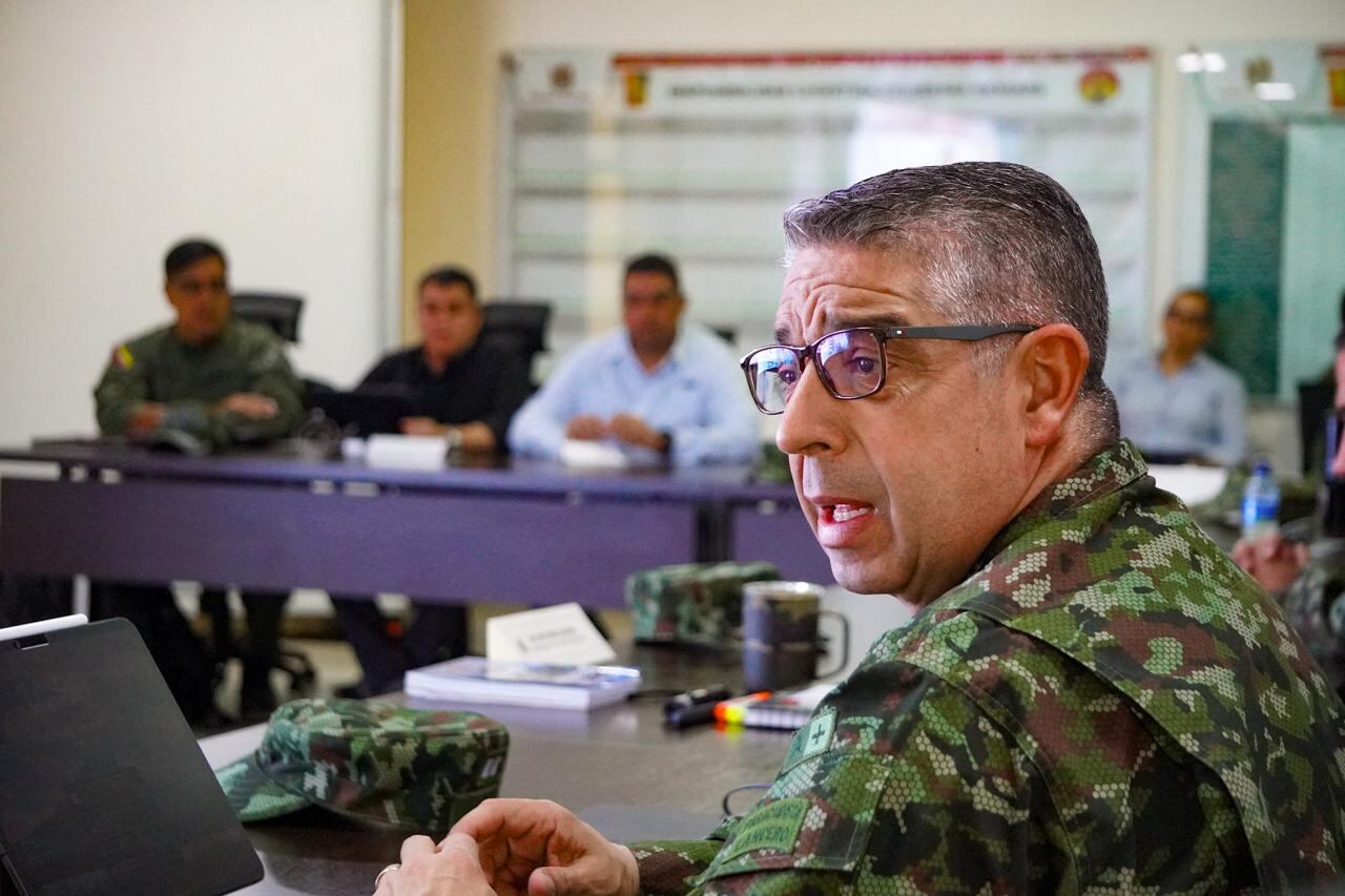 La cúpula militar de Colombia supervisa la Operación Catatumbo en Norte de Santander con ajustes en la estrategia de seguridad - crédito @COMANDANTE_FFMM / X