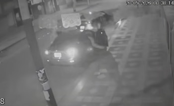 El intento de robo en el sector de Alcalá en Bogotá dejó a un hombre herido pero fuera de peligro gracias a su teléfono móvil - crédito captura de pantalla/Citytv