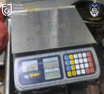 Además de la detención de