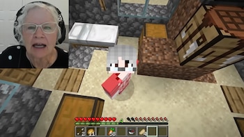 En cada vídeo estaba el