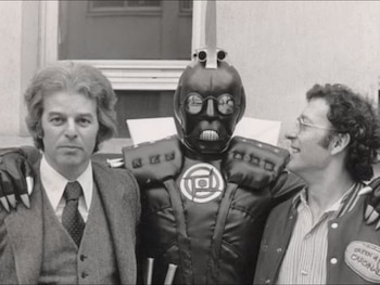 Alejandro Jodorowsky y Jean Giraud junto a un actor caracterizado para 'Dune'