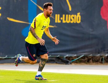 Messi ya se entrena en