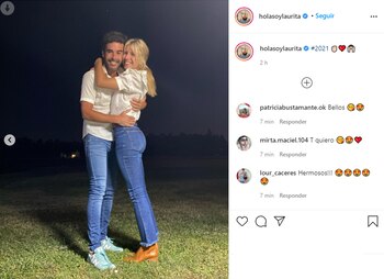 Cabré sonríe para la foto