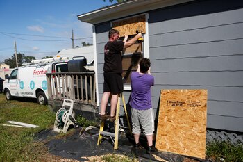 La falta de seguros contra inundaciones genera preocupación en Florida. (REUTERS/Octavio Jones)