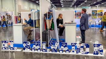 Empresas salvadoreñas del sector textil participan en la Feria de Telas Funcionales en Portland, Oregón