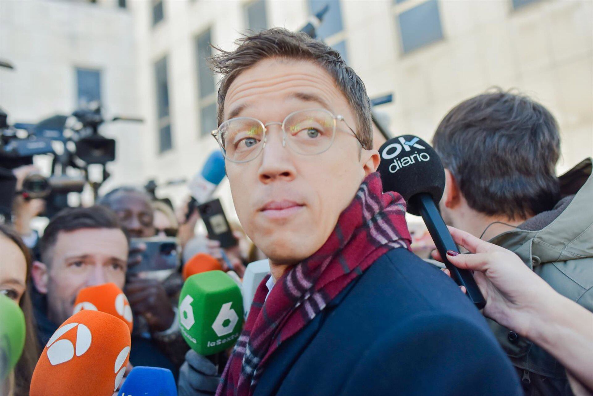 Errejón, un año después de su dimisión: pendiente del proceso por presunta agresión y retirado de la esfera pública
