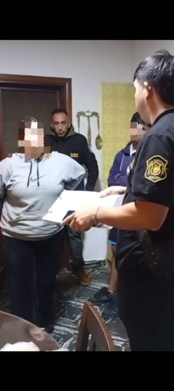 La DDI de Necochea notificó a la adolescente imputada por intimidación pública en presencia de su madre