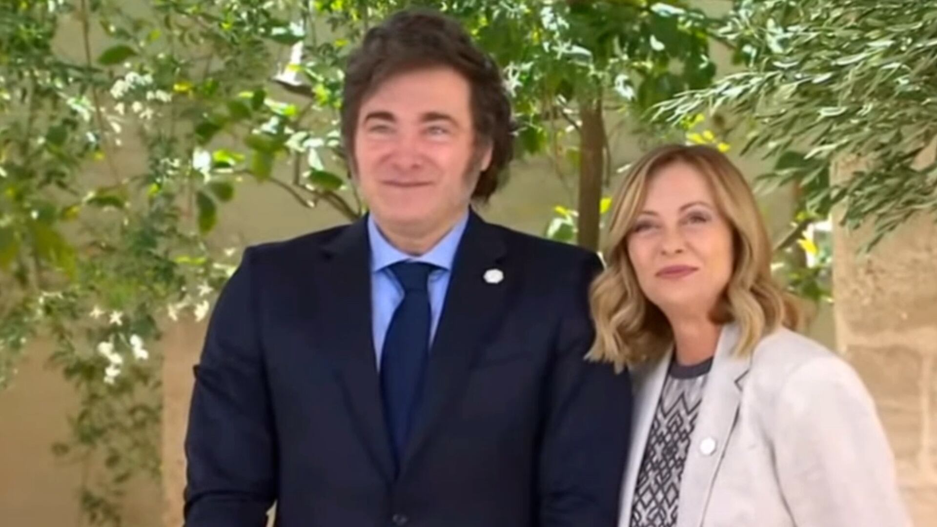 Giorgia Meloni y Javier Milei durante un encuentro oficial en Italia