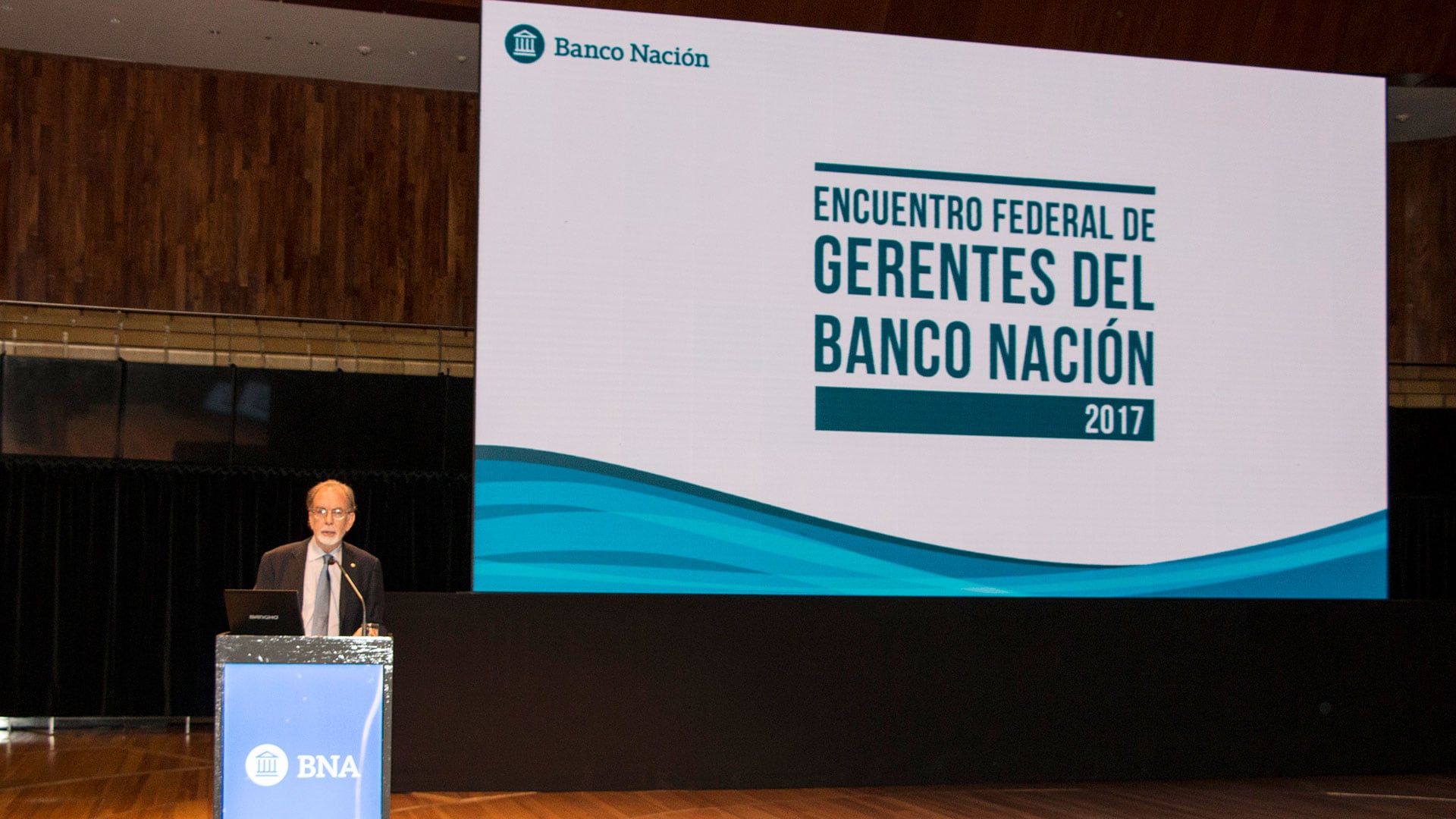 Javier Gonzalez Fraga era el titular del Banco Nación durante las maniobras investigadas