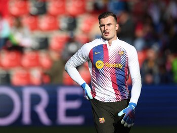 Iñaki Peña antes de saltar