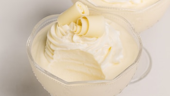 La mousse de chocolate blanco
