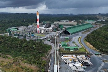 El complejo termoeléctrico de Cobre Panamá figura entre los principales aportantes de energía al Sistema Interconectado Nacional. AP
