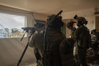 Soldados de las Fuerzas de