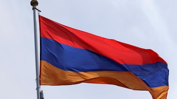 Autoridad electoral armenia rechaza excluir a la principal coalición opositora a dos días de las legislativas