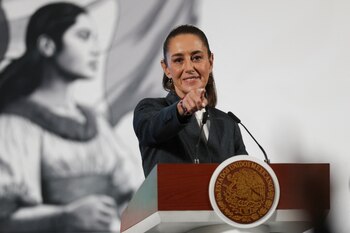 Mexico's President Claudia Sheinbaum holds