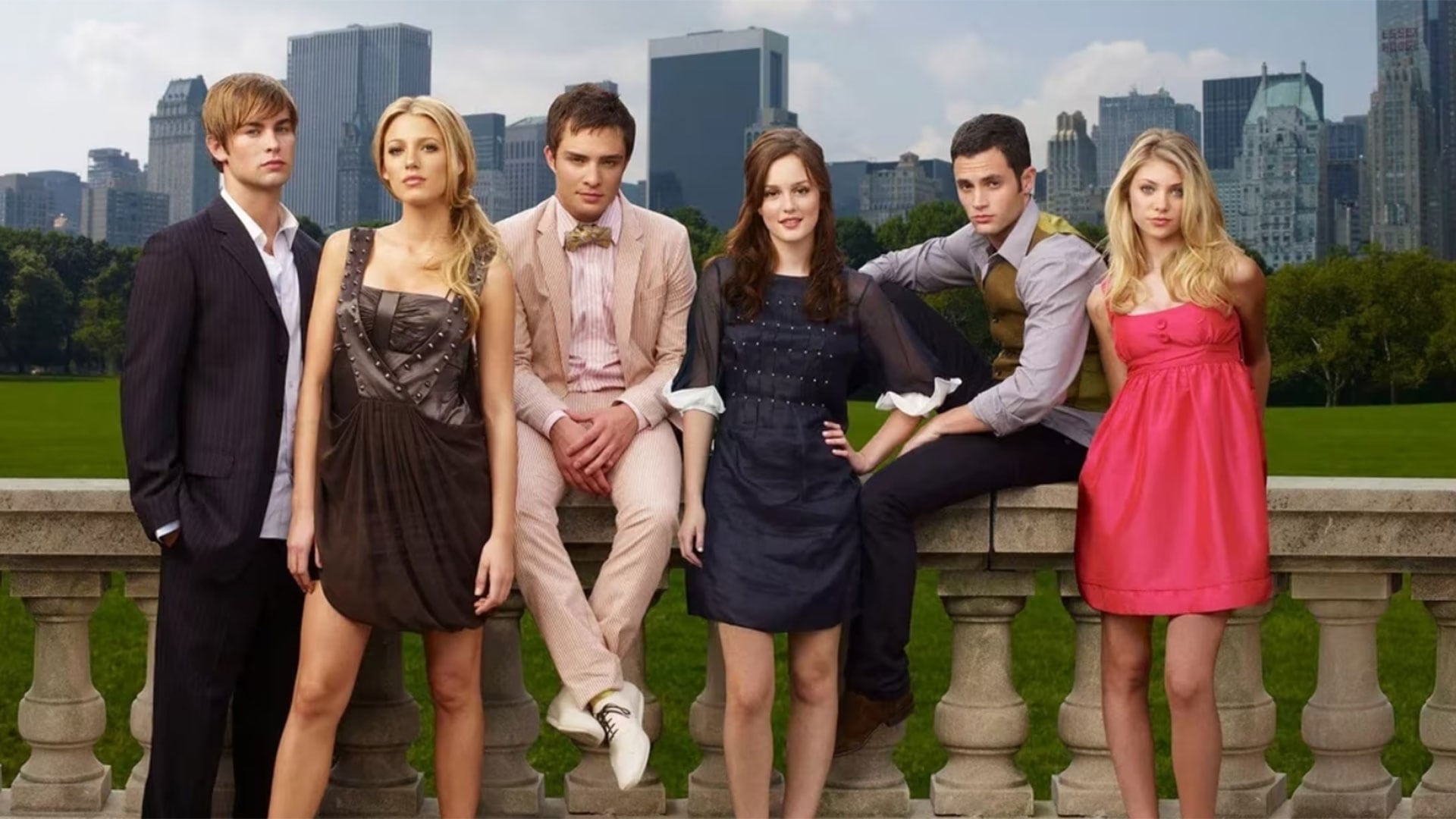 La selección ordena 11 episodios clave para entender por qué Gossip Girl sigue vigente casi dos décadas después