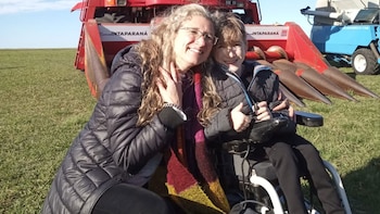 Vivir con atrofia muscular espinal: dos hermanos y una historia de superación tras el diagnóstico