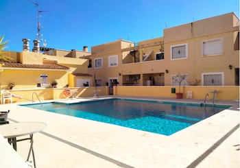 Piscina comunitaria de una de