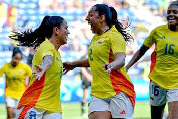 Colombia venció 2-0 a Nueva