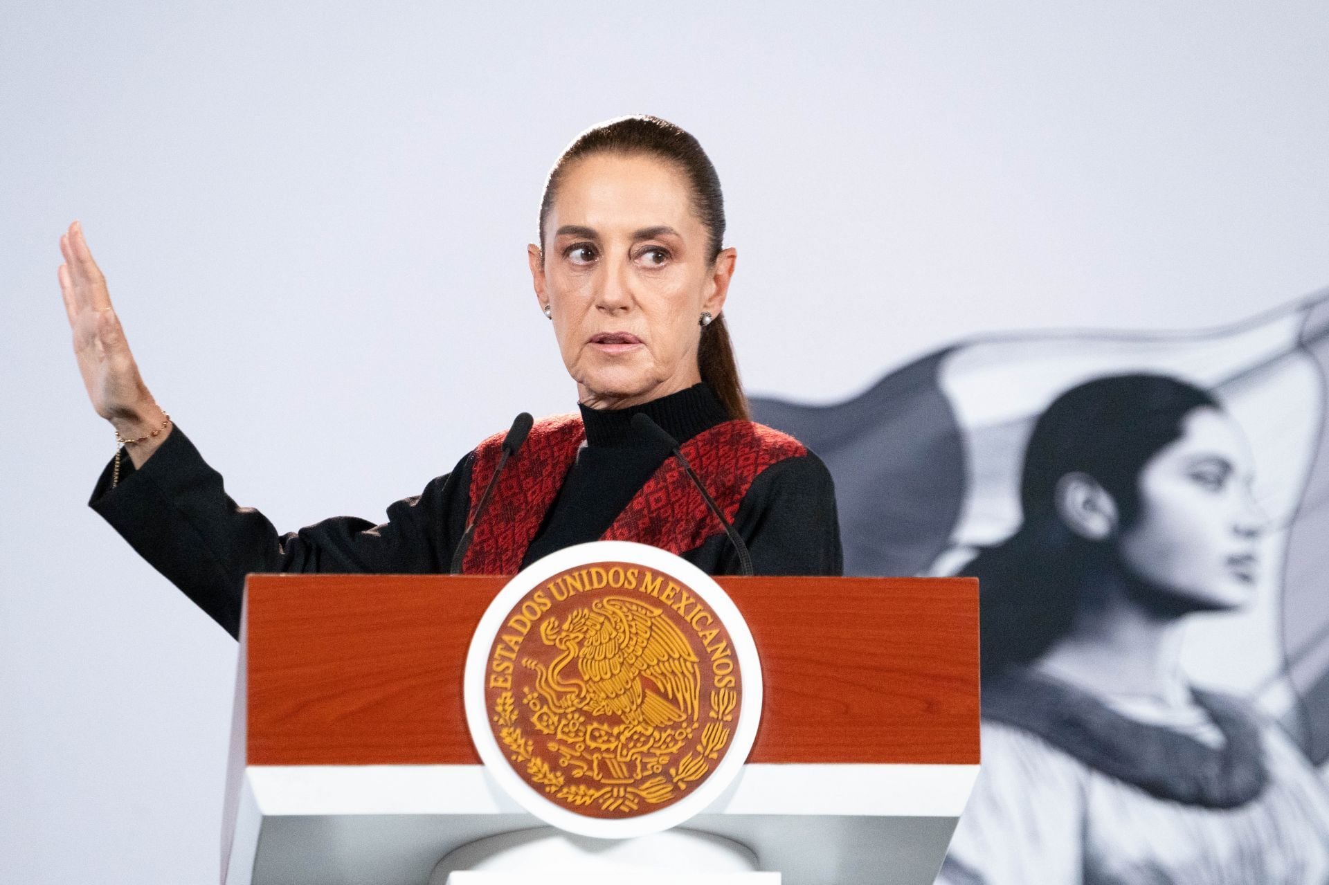 CIUDAD DE MÉXICO, 09OCTUBRE2026.- Claudia Sheinbaum Pardo, presidenta de México, durante la conferencia matutina realizada en Palacio Nacional, en donde se abordó el tema de la violencia y las medidas para la protección de infancias y adolescencias. FOTO: CAMILA AYALA BENABIB/CUARTOSCURO.COM