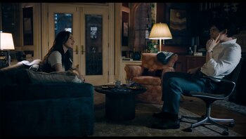 Rachel Brosnahan interpreta a una