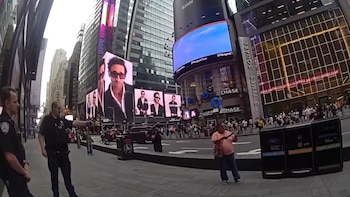 El NYPD publica el video del tiroteo en Times Square: la mujer le dijo a los oficiales "van a tener que matarme" antes de ser abatida