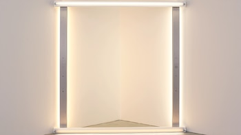 Una muestra panorámica de Dan Flavin, con obras de los años 60 y 70, en el Malba