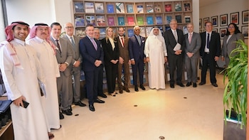 El Salvador propone ampliar relaciones bilaterales con Arabia Saudita en foro con países del Golfo