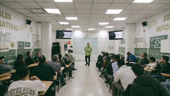 Secretaría de Movilidad de Bogotá suspenderá cursos pedagógicos para infractores desde el 16 de septiembre: así podrá obtener descuentos en multas