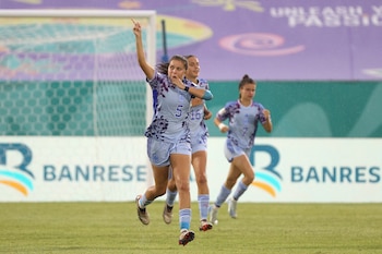 Estas son las jugadoras convocadas por España para el Mundial Femenil Sub 17. (EFE/ Orlando Barría)