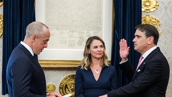 Todd Blanche jura su cargo como nuevo fiscal general de EEUU