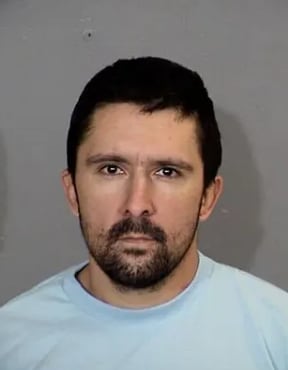 El historial de Daley incluye condenas previas, libertad condicional activa y causas abiertas por drogas y armas de fuego (Arizona Department of Corrections)