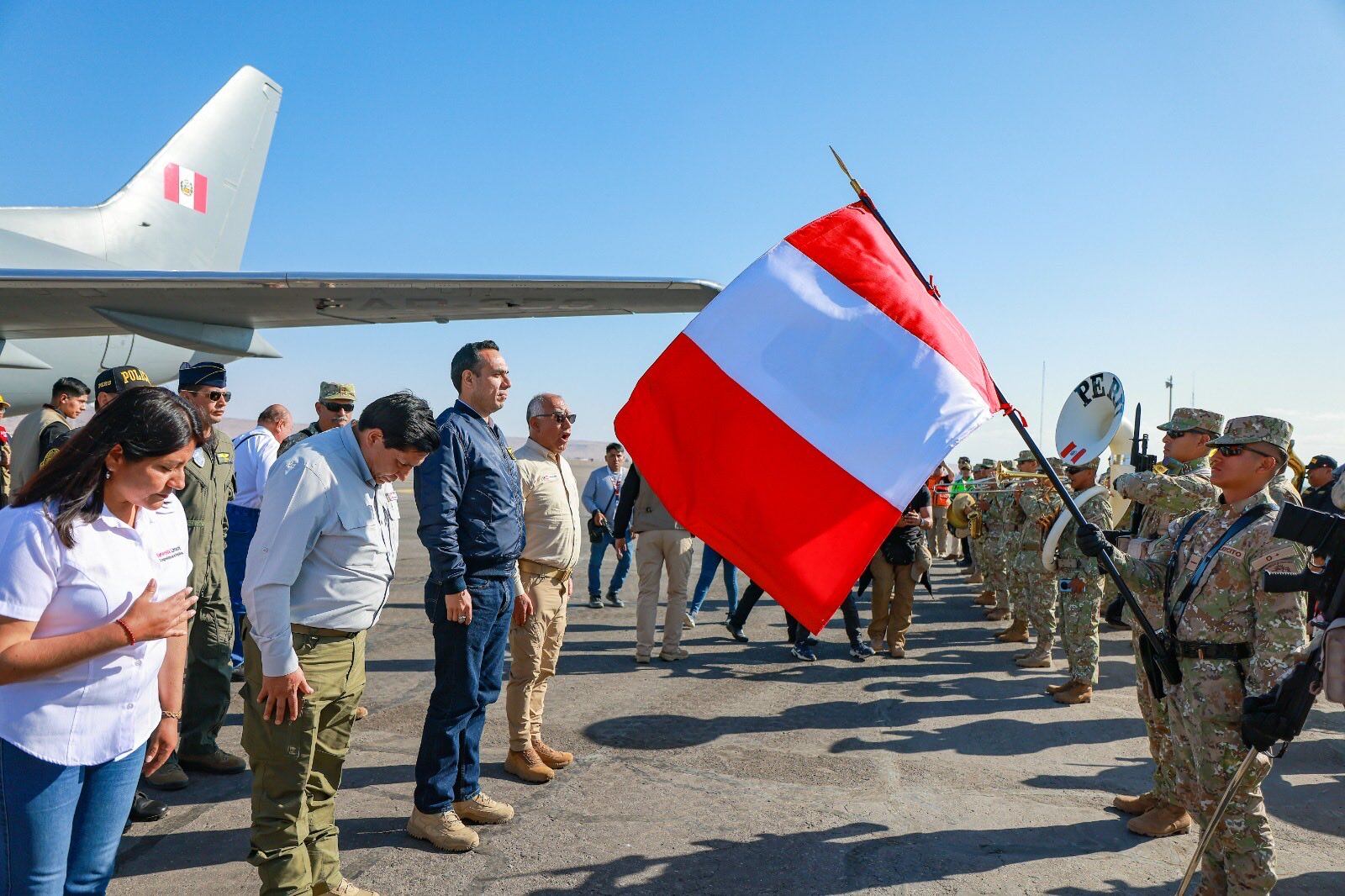 El gobierno de Perú militariza la frontera con Chile para frenar el flujo de migrantes irregulares y decretó el estado de emergencia en la zona. (Ministerio de Defensa)