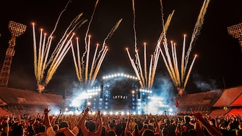 Murió oncólogo británico que asistió al festival de música electrónica EDC en Medellín: habría sufrió una sobredosis