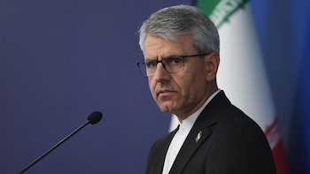 Irán resalta que los contactos diplomáticos con EEUU continúan a través de mediadores a pesar de los ataques