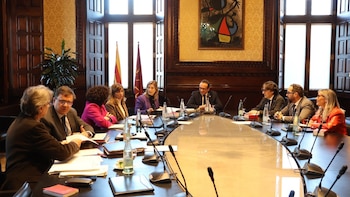 El Parlament enviará una misión