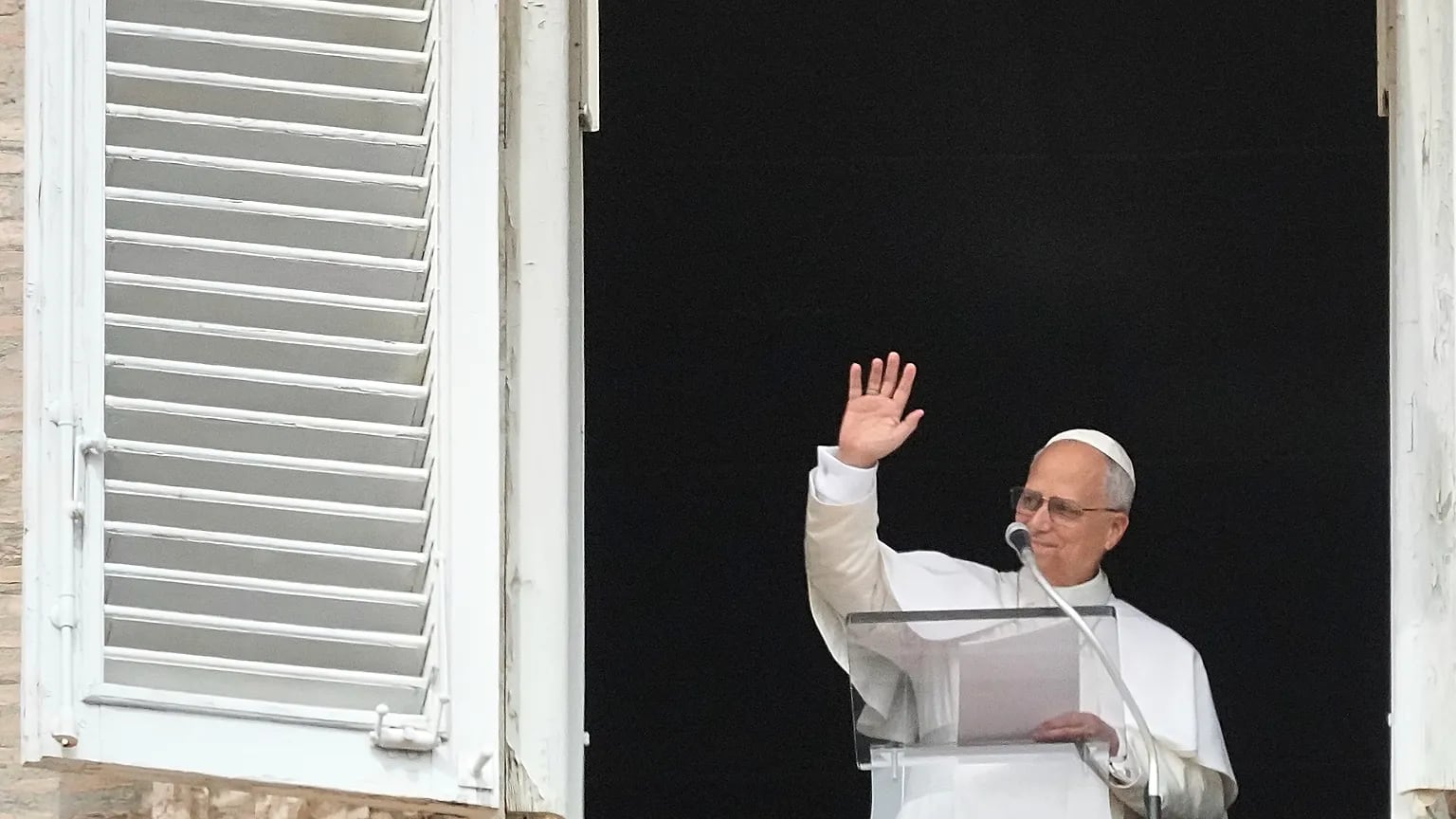 Papa León XIV realiza el rezo del Angelus dominical el día de su cumpleaños. (Euronews)