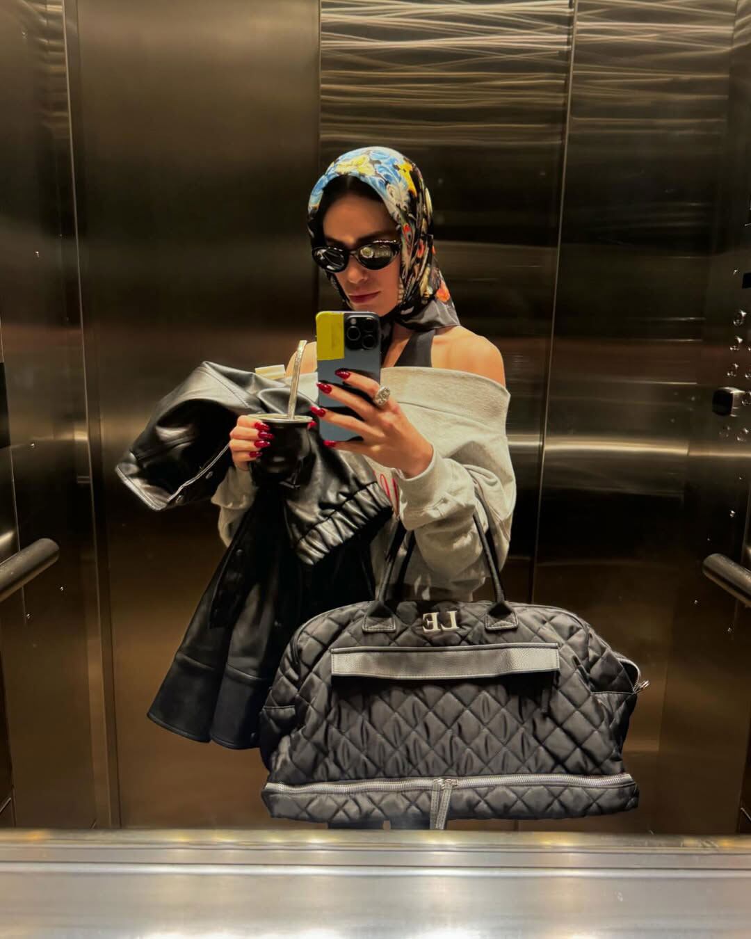 Lali Espósito en Madrid con un pañuelo muy canchero