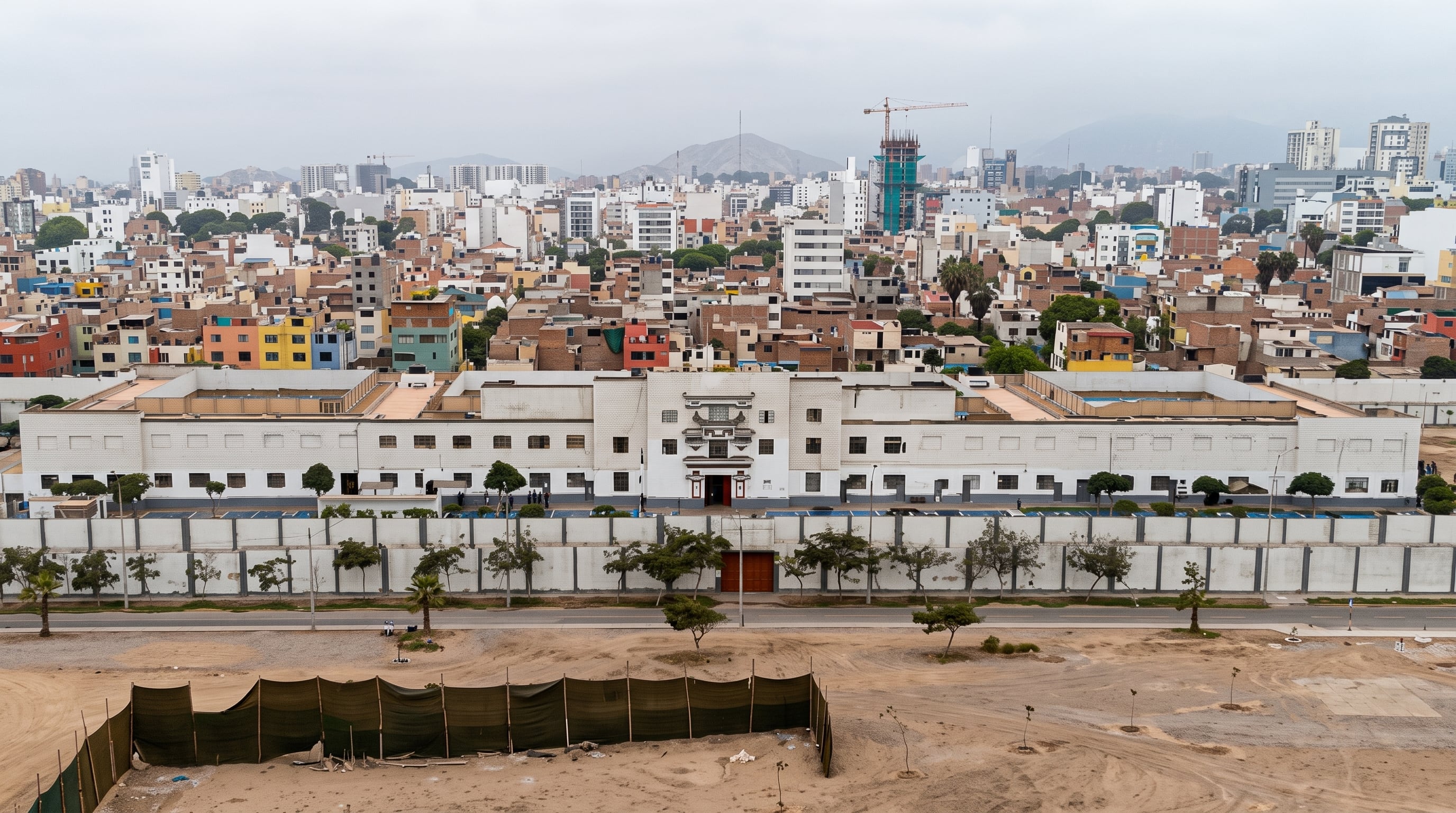 El Centro Juvenil de Diagnóstico y Rehabilitación Maranguita se ubica en el distrito de San Miguel frente a la zona urbana de Lima. (Imagen Ilustrativa Infobae)
