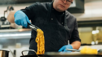 Para qué sirve mantecar la pasta y por qué cambia radicalmente el resultado