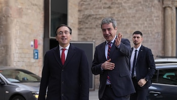 Albares anuncia que pedirá a