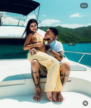 De la grabación de un videoclip al embarazo: Karina García y Kris R esperan un “macrobebé” - crédito karinagarciaoficiall/Instagram