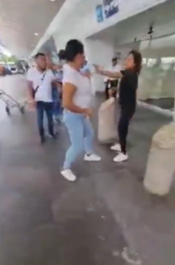 Algunos turistas presenciaron la pelea